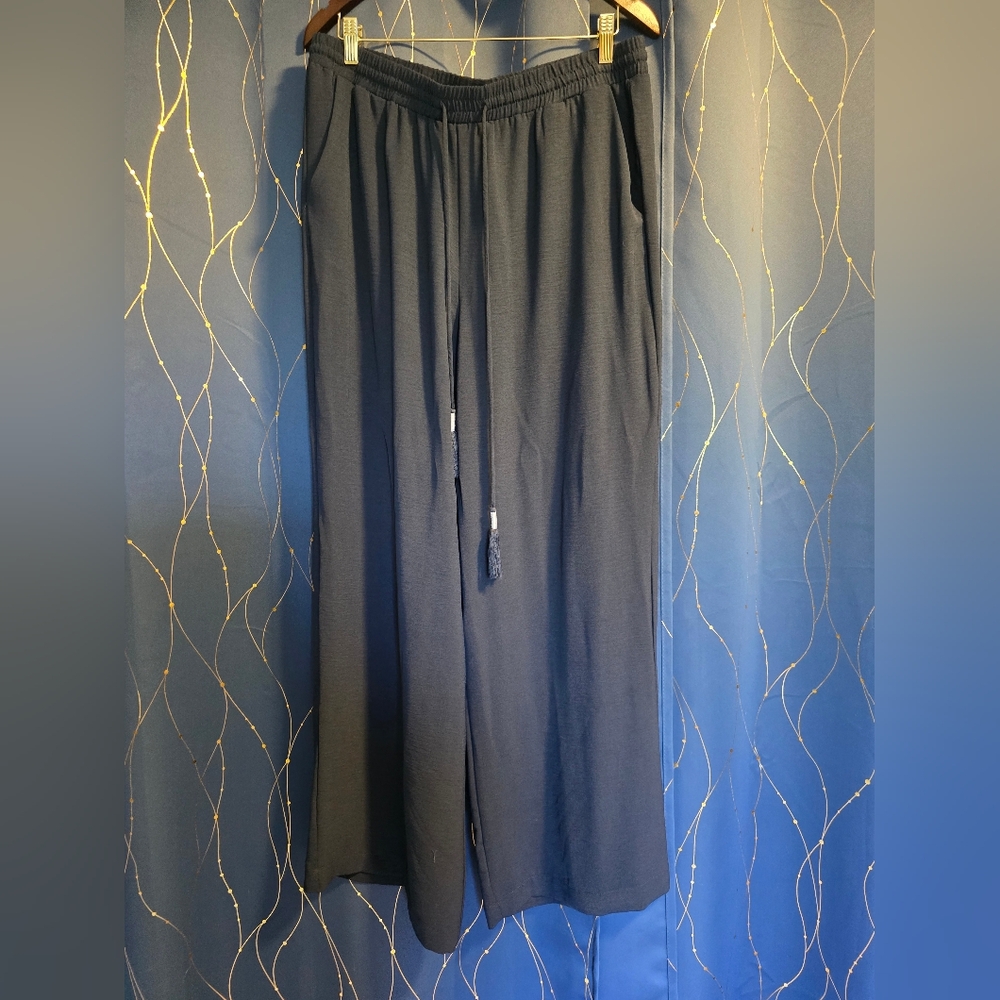 Black Wide-Leg Pants
